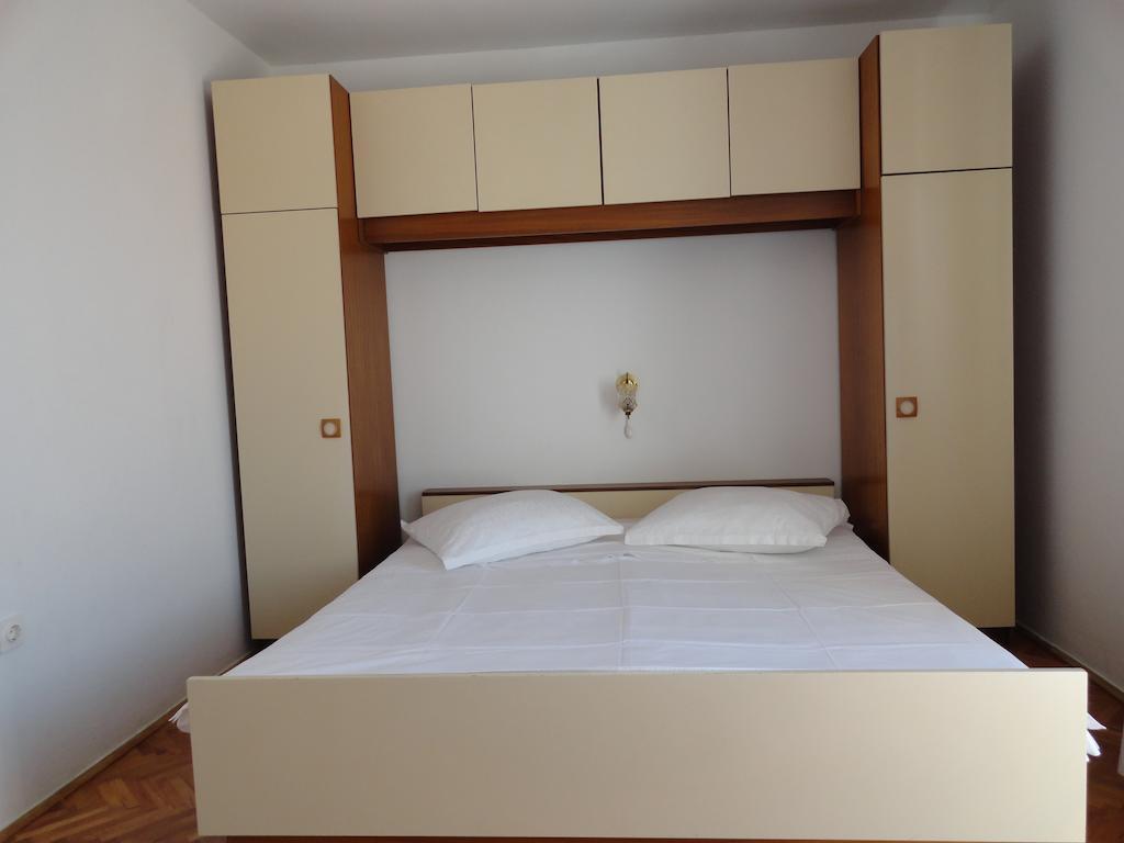 Apartments & Rooms Karmela Banjol 객실 사진